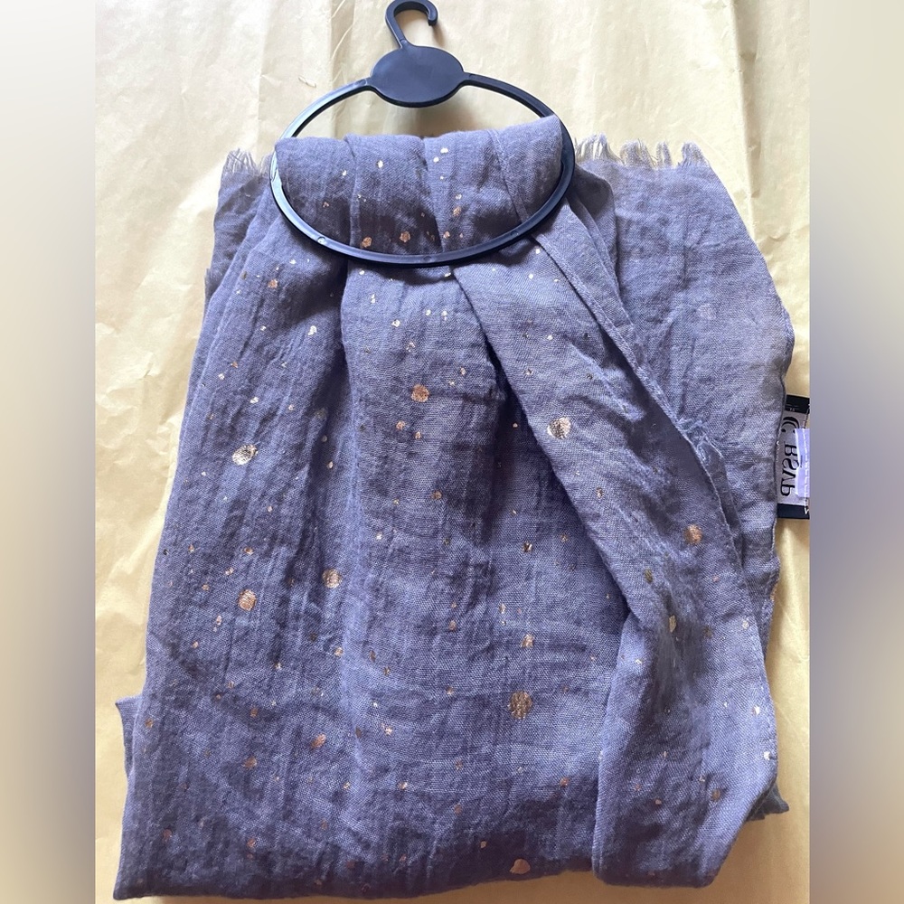 RSVP- women’s scarf